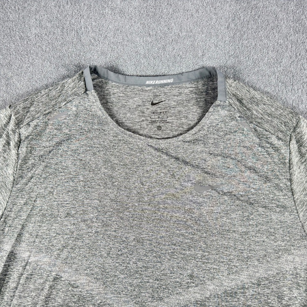 Nike Running Dri-FIT Shirt Mens L Gray Short Sleeve Athletic Top
